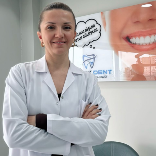 Dt. Adlen Ahmetoğlu